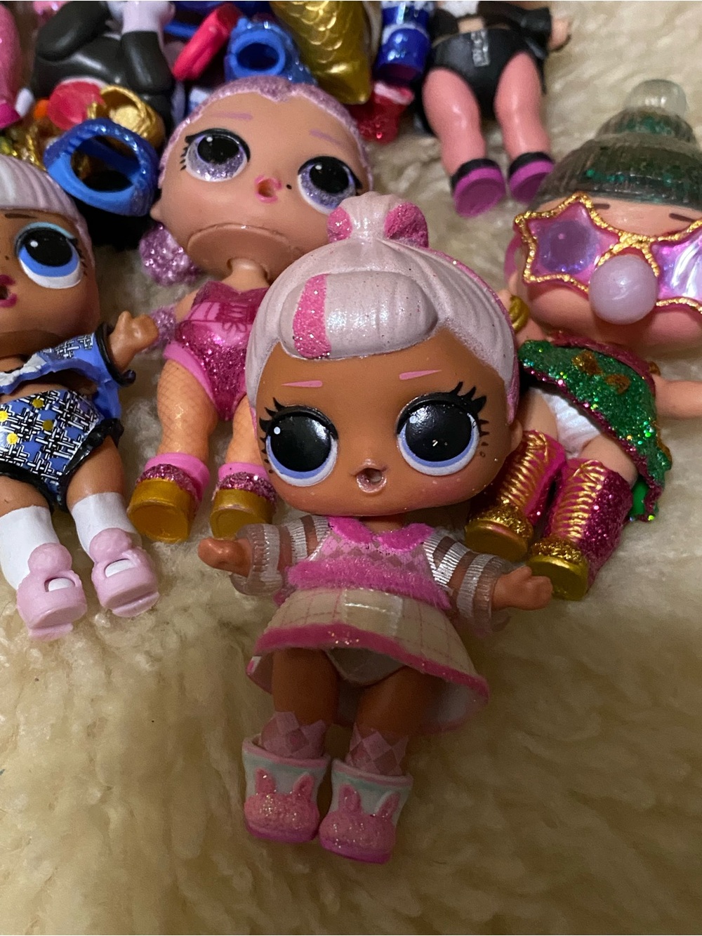 A Lot of LOL SURPRISE Dolls, Pets, Accessories, Bottles, Wigs, Hats, Glasses